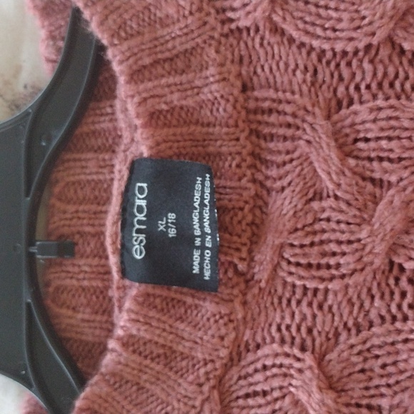 Cropped sweater - Picture 3 of 3